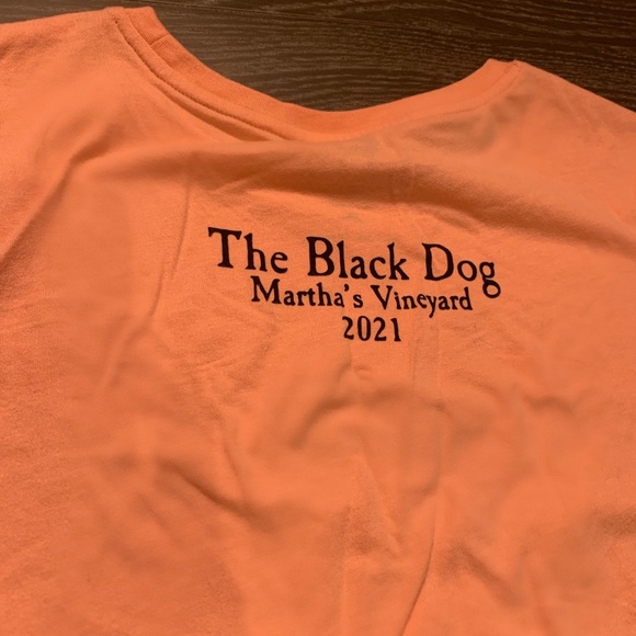 The Black Dog Martha’s Vineyard Tshirt in Coral - Picture 3 of 3